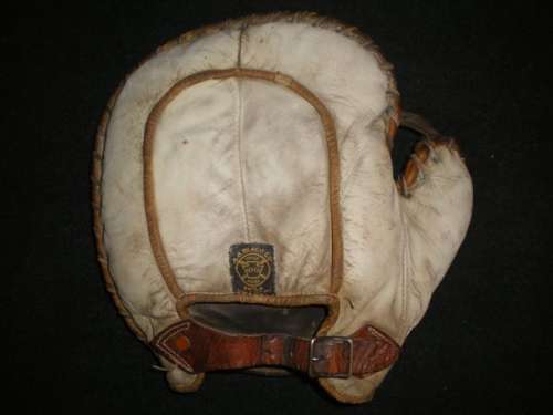 A.J. Reach Basemitt Back 7